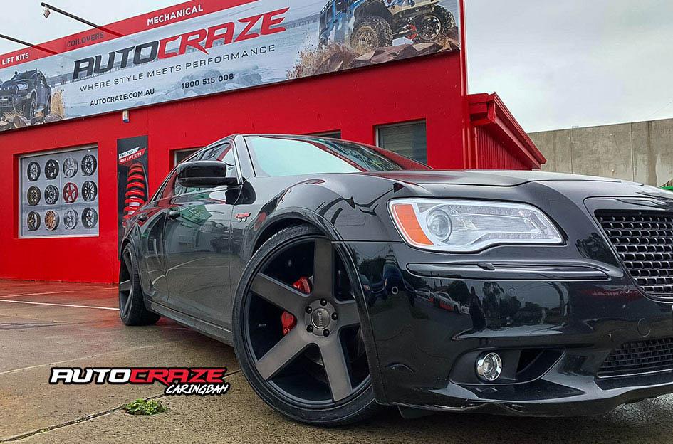 CHRYSLER 300C BALLER BLACK AND DDT